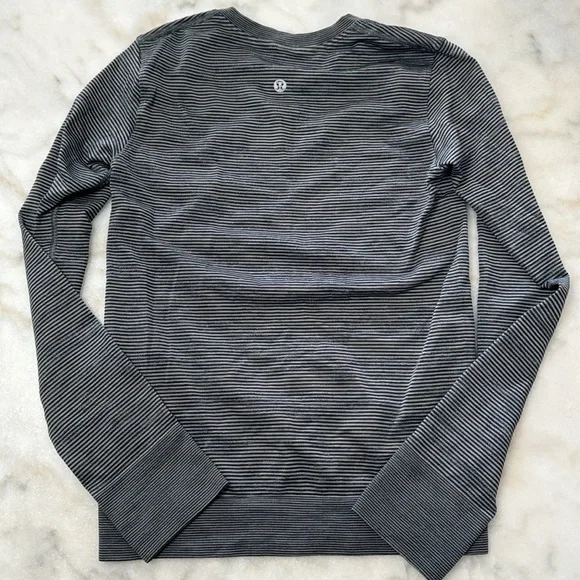 Lululemon stripped swiftly tech long sleeve shirt - Picture 2 of 2